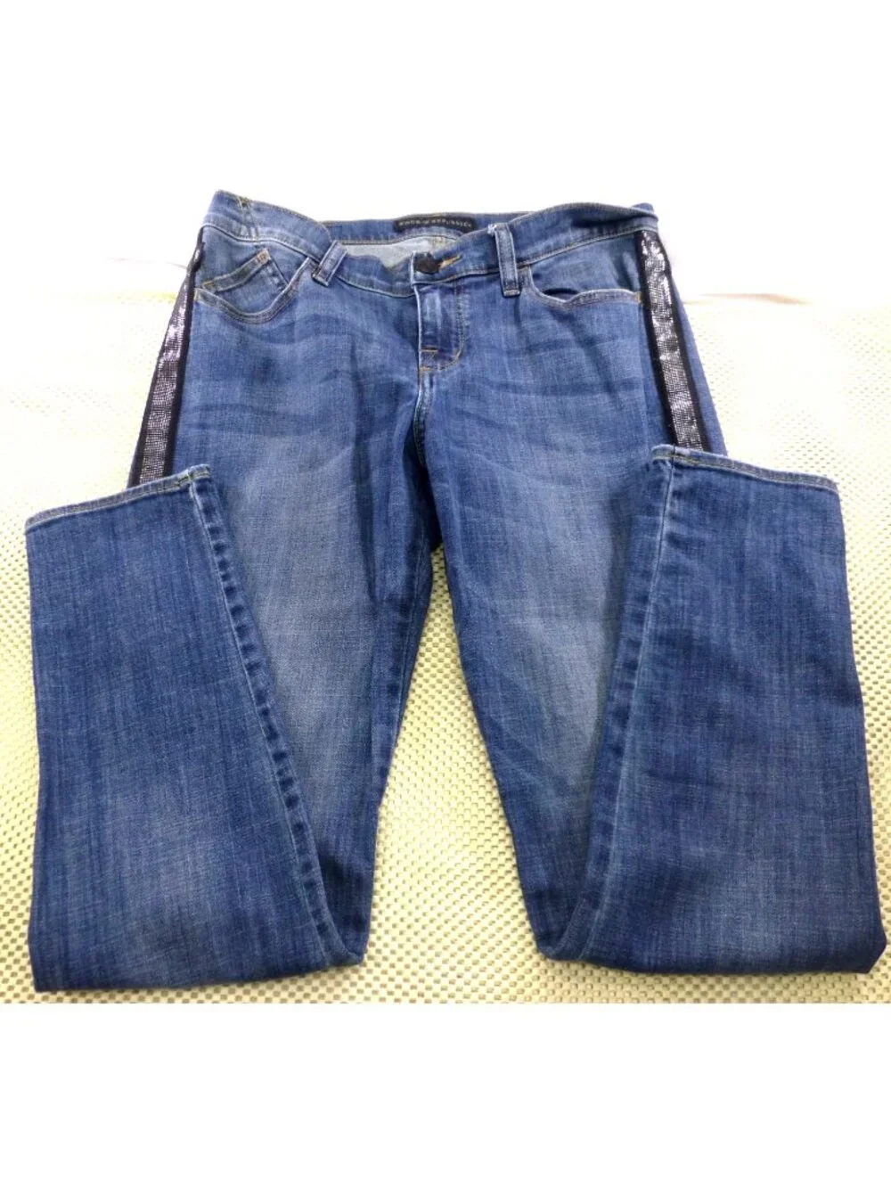 Rock & Republic Womens Blue Jeans W/ Rhinestone Side Stripes 34" Waist 30" Insea - Picture 1 of 15